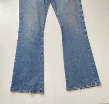 Load image into Gallery viewer, Calvin Klein Jeans W30 L31