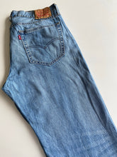 Load image into Gallery viewer, Levi’s 559 W36 L32