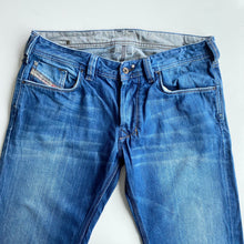 Load image into Gallery viewer, Diesel Jeans W33 L31
