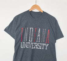 Load image into Gallery viewer, American College t-shirt (M)