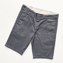 Load image into Gallery viewer, Carhartt Master Shorts W31