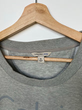 Load image into Gallery viewer, Calvin Klein sweatshirt (XL)