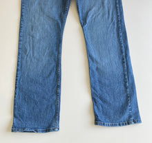 Load image into Gallery viewer, Wrangler Jeans W36 L32