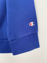 Load image into Gallery viewer, Champion hoodie (XS)