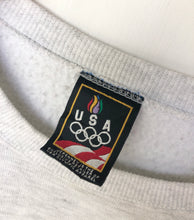 Load image into Gallery viewer, USA Olympic sweatshirt (L)