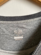 Load image into Gallery viewer, Nike sweatshirt (XL)