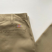 Load image into Gallery viewer, Dickies W40 L30