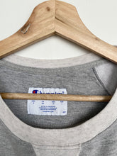 Load image into Gallery viewer, Champion sweatshirt (S)