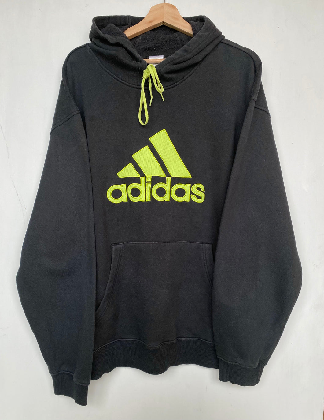 Adidas hoodie (XL)