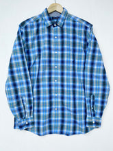 Load image into Gallery viewer, Nautica shirt (M)