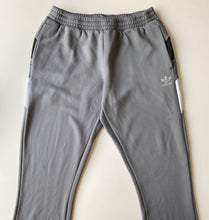 Load image into Gallery viewer, Adidas Joggers (XL)