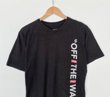 Load image into Gallery viewer, Vans t-shirt (M)