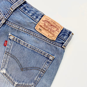 90s Levi’s Shorts W30