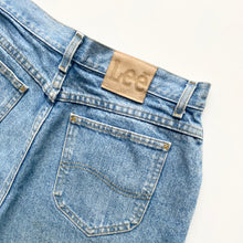 Load image into Gallery viewer, 90s Lee Denim Shorts W30