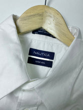 Load image into Gallery viewer, Nautica shirt (L)