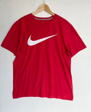 Load image into Gallery viewer, Nike t-shirt (L)