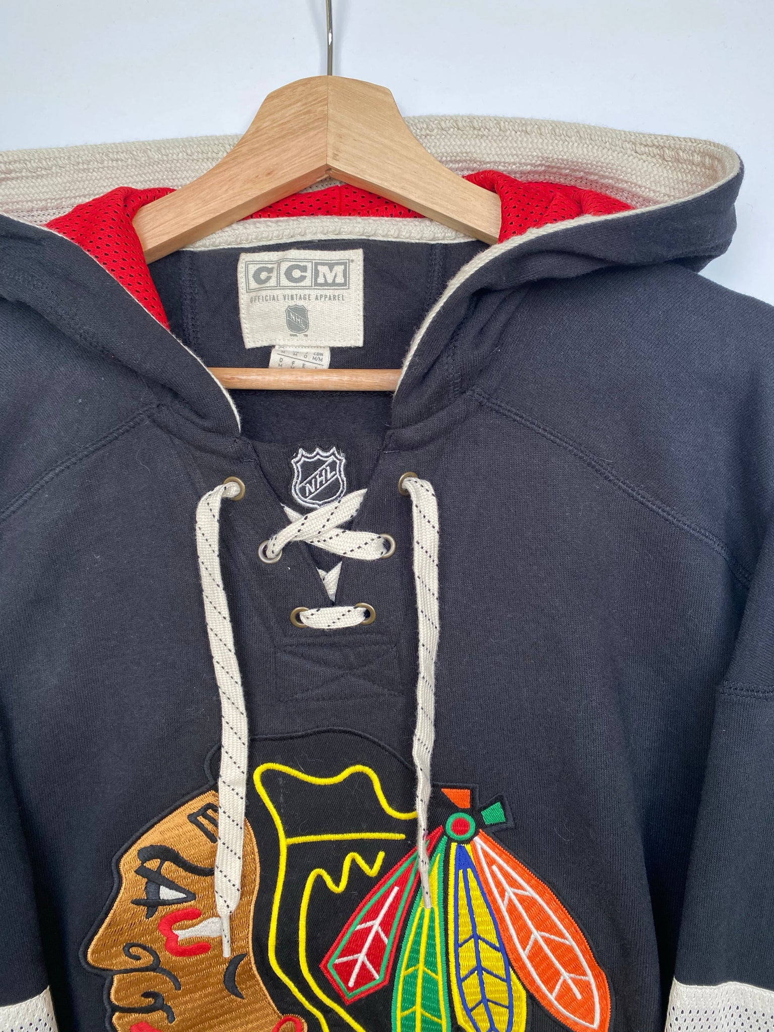 CCM, Shirts, Nhl Chicago Blackhawks Ccm Pullover Hoodie Sweatshirt Black  Mens Medium