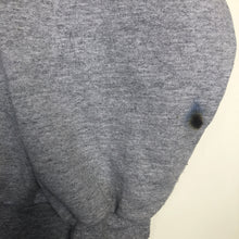 Load image into Gallery viewer, Disney sweatshirt (L)