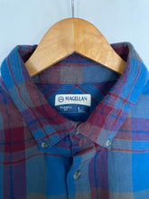 Load image into Gallery viewer, Flannel shirt (L)