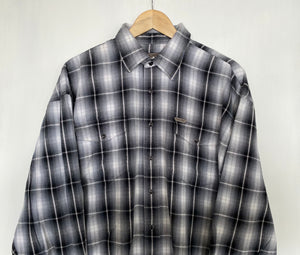 Flannel shirt (L)