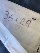 Load image into Gallery viewer, Dickies W36 L29