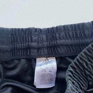Adidas shorts (XL)