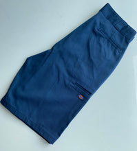 Load image into Gallery viewer, Dickies Shorts W34