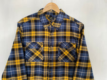 Load image into Gallery viewer, Flannel shirt (L)