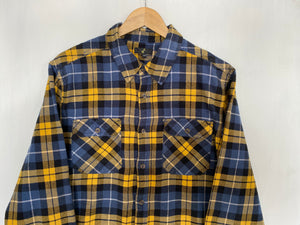 Flannel shirt (L)