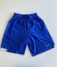 Load image into Gallery viewer, Nike shorts (S)