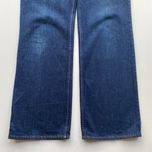 Load image into Gallery viewer, Levi’s Jeans W38 L32