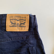 Load image into Gallery viewer, Levi’s Jeans W26 L26