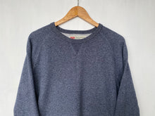 Load image into Gallery viewer, Levi’s sweatshirt (M)