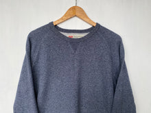 Load image into Gallery viewer, Levi’s sweatshirt (M)