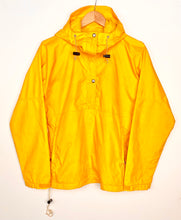 Load image into Gallery viewer, 90s The North Face Packable Rain Coat (M)