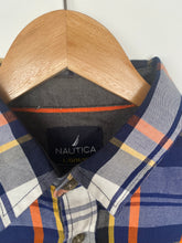 Load image into Gallery viewer, Nautica shirt (L)