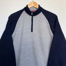 Load image into Gallery viewer, Izod 1/4 zip (S)