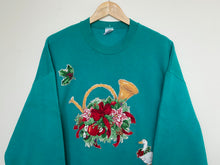 Load image into Gallery viewer, Printed ‘Wreath’ sweatshirt (XL)
