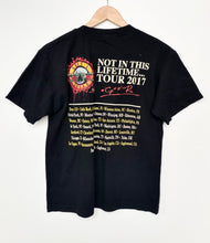 Load image into Gallery viewer, Guns N Roses T-shirt (S)