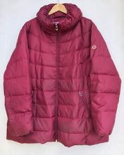 Load image into Gallery viewer, Calvin Klein puffa coat (XL)