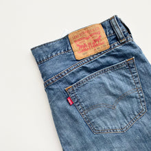 Load image into Gallery viewer, Levi’s 505 W34 L30