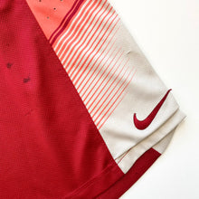 Load image into Gallery viewer, Nike Shorts (L)