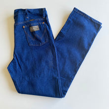 Load image into Gallery viewer, Wrangler Jeans W36 L34