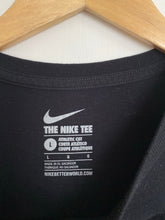 Load image into Gallery viewer, Nike t-shirt (L)