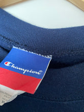 Load image into Gallery viewer, Champion sweatshirt (XL)