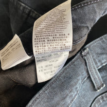 Load image into Gallery viewer, Levi’s 522 W38 L34