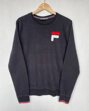Load image into Gallery viewer, Fila sweatshirt (M)