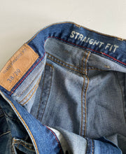 Load image into Gallery viewer, Chaps Jeans W38 L30