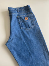 Load image into Gallery viewer, Carhartt Jeans W42 L28