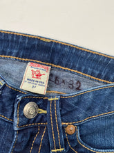Load image into Gallery viewer, Women’s 00s True Religion Jeans W26 L32